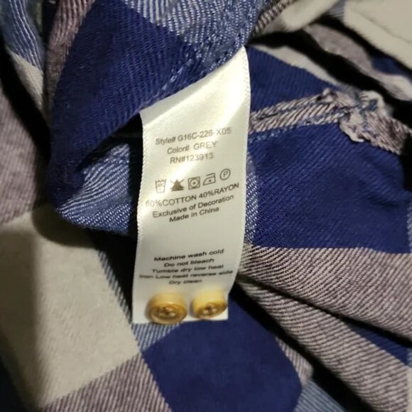 🍁 Jachs Girlfriend flannel shirt 🍁 - Picture 3 of 4